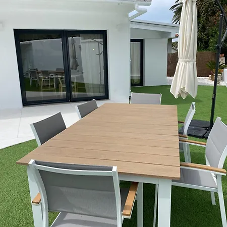 Pretty House 100 Metres From The Ferienhaus Marbella