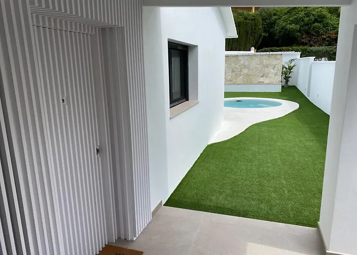 Dom wakacyjny Pretty House 100 Metres From The Marbella